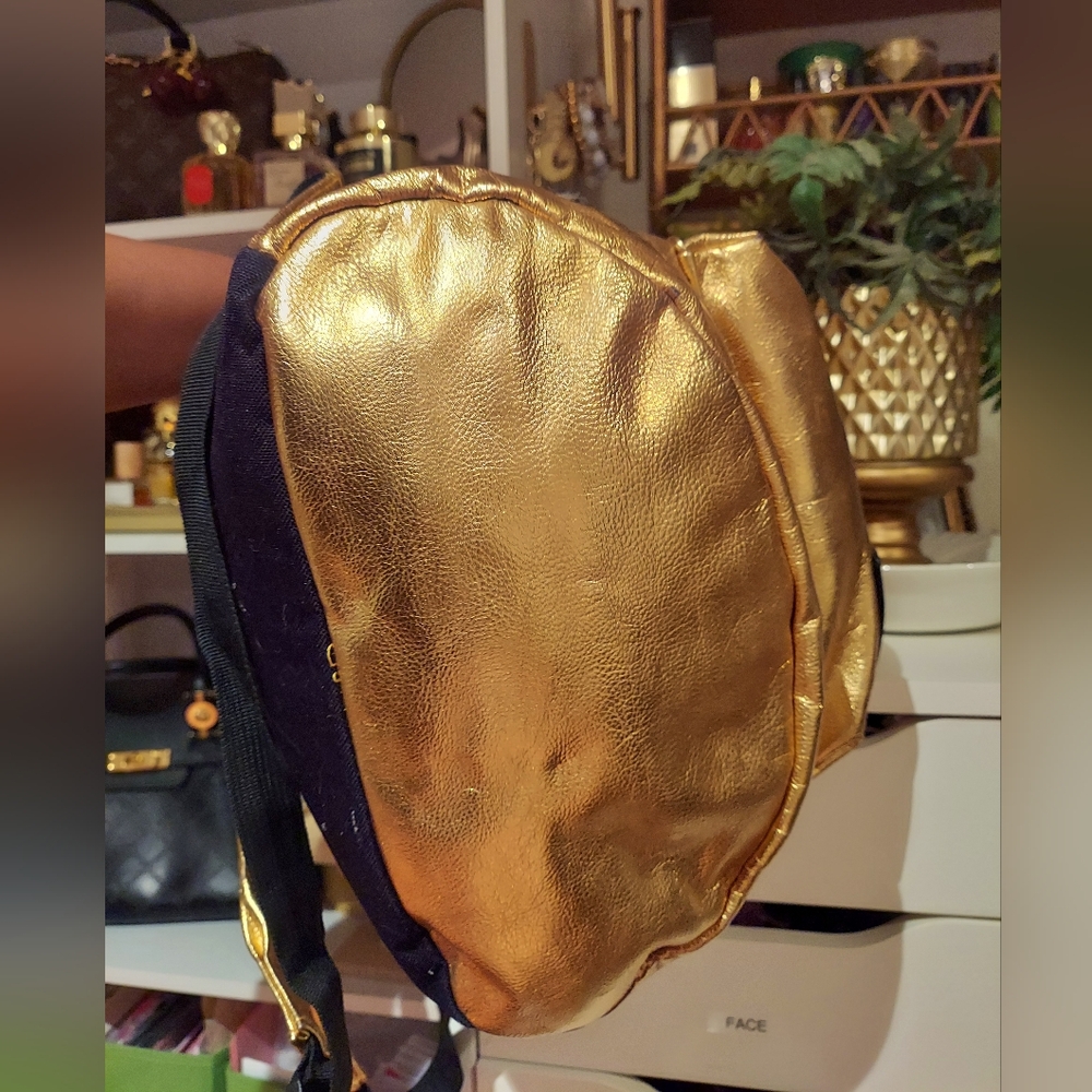Gold backpack - Picture 8 of 15